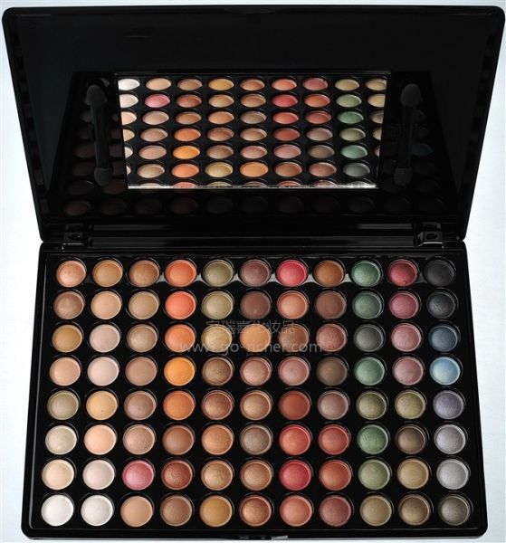 Paleta de sombras profissionais com 88 cores